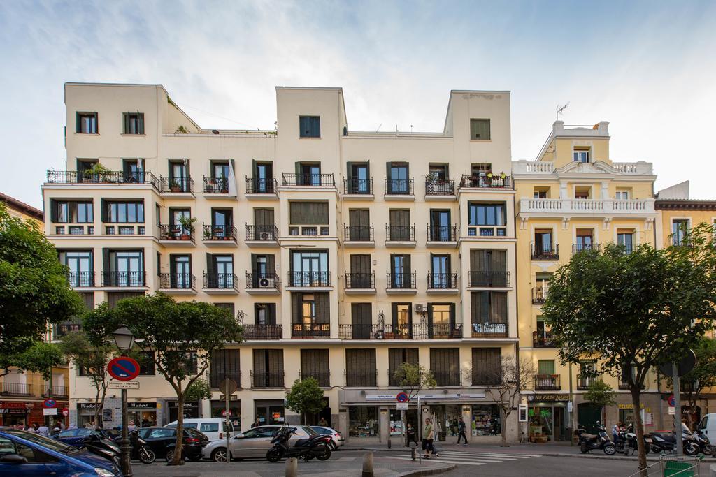 דירות Bookinmadrid Com - Cascorro Sq 18 Pax מראה חיצוני תמונה