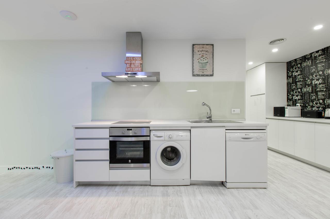 דירות Bookinmadrid Com - Cascorro Sq 18 Pax מראה חיצוני תמונה