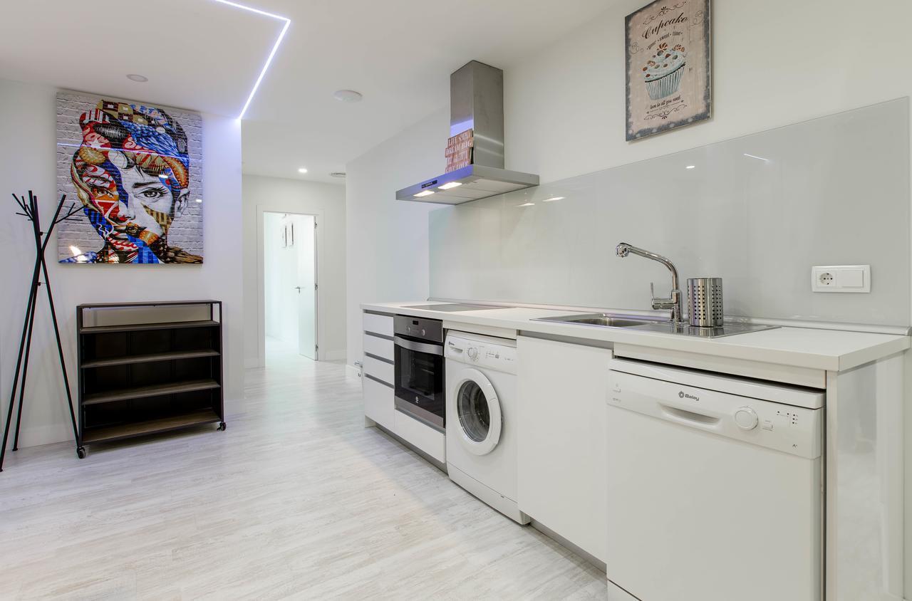 דירות Bookinmadrid Com - Cascorro Sq 18 Pax מראה חיצוני תמונה