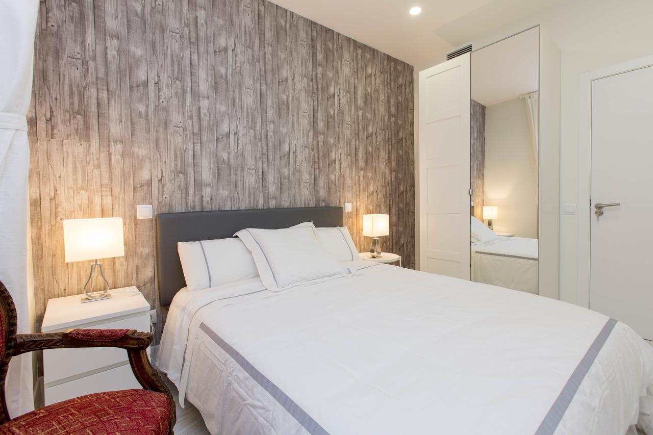 דירות Bookinmadrid Com - Cascorro Sq 18 Pax מראה חיצוני תמונה