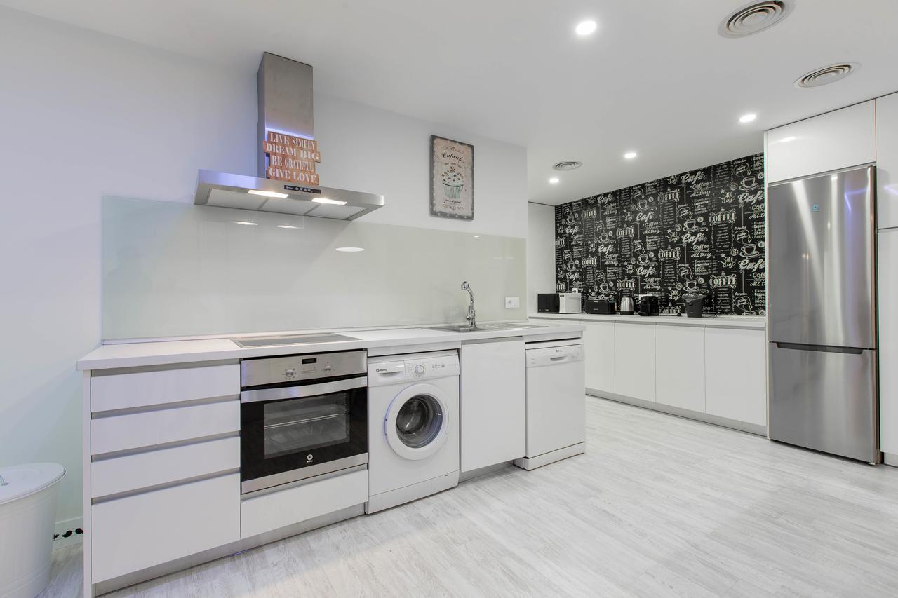 דירות Bookinmadrid Com - Cascorro Sq 18 Pax מראה חיצוני תמונה