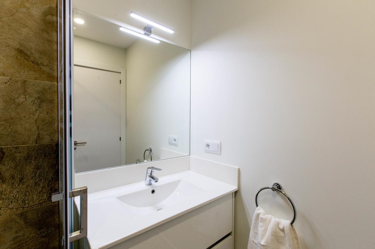 דירות Bookinmadrid Com - Cascorro Sq 18 Pax מראה חיצוני תמונה