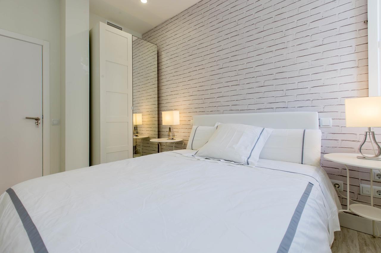 דירות Bookinmadrid Com - Cascorro Sq 18 Pax מראה חיצוני תמונה